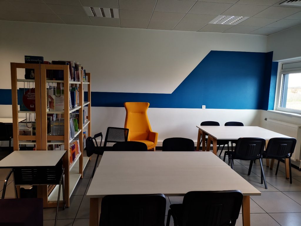 Photo du CDI de l'IFAS de Laval