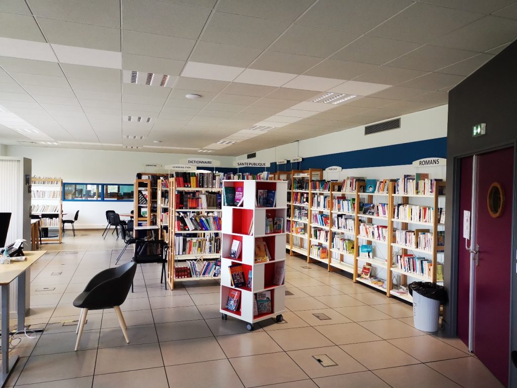 Photo du CDI de l'IFAS de Laval