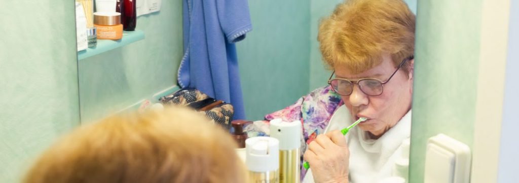 Les soins d&rsquo;hygiène buccodentaire (Inter)